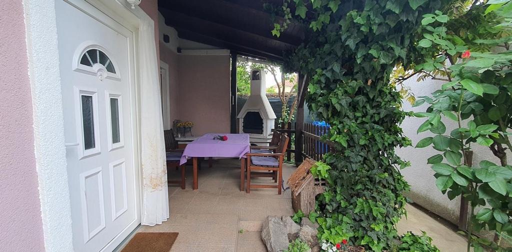 Apartman Ksenija Dakovo Exterior photo